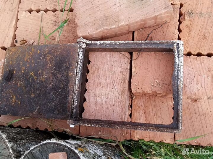 Дверца чугунная для печки
