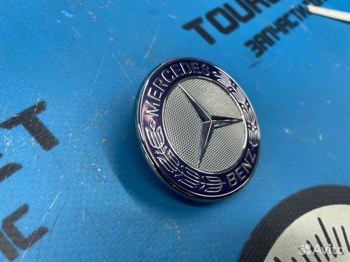 Эмблема передняя Mercedes-Benz C-Class WDD205