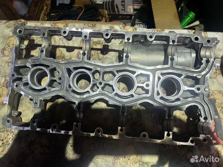 Продам ГБЦ 21126