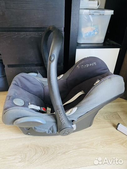 Автолюлька maxi cosi с базой isofix