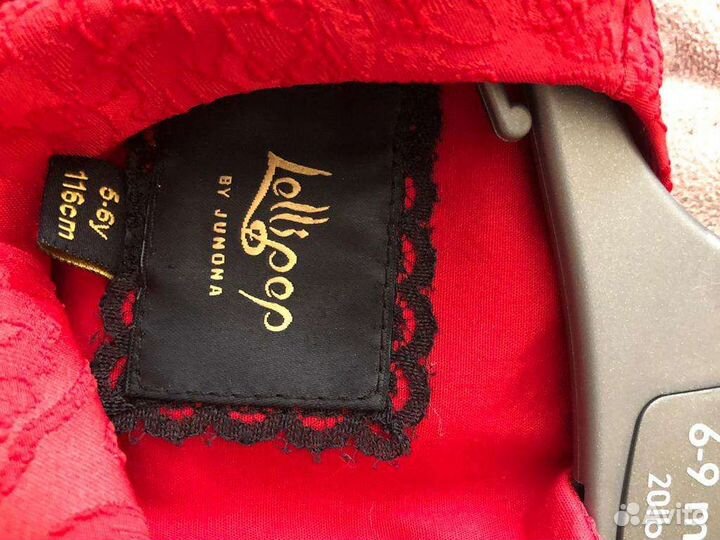 Шикарное платье Unona на 5-6 лет