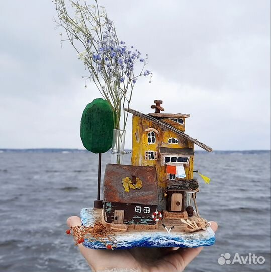 Композиция с колбой для сухоцветов (дрифтвуд)