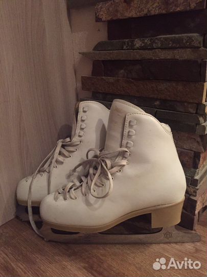 Фигурные коньки профессональные бу
