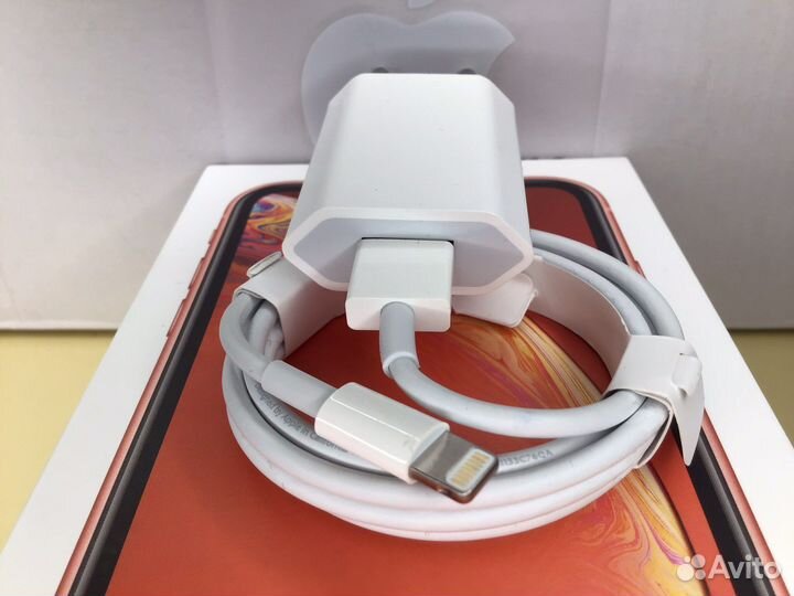 Зарядка на iPhone блок 5w -1 A. оригинал