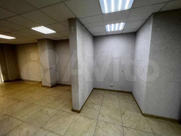 Торговая площадь, 90 м²