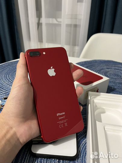 iPhone 8 Plus, 64 ГБ