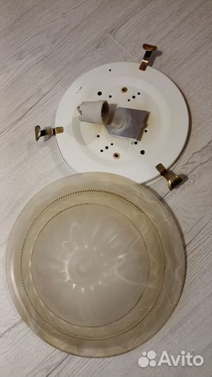 Светильник потолочный