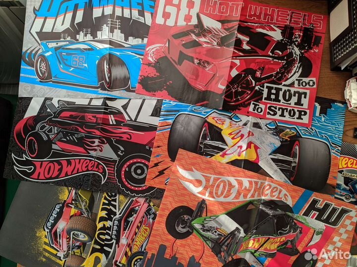 Журналы hot wheels с машинками и постерами