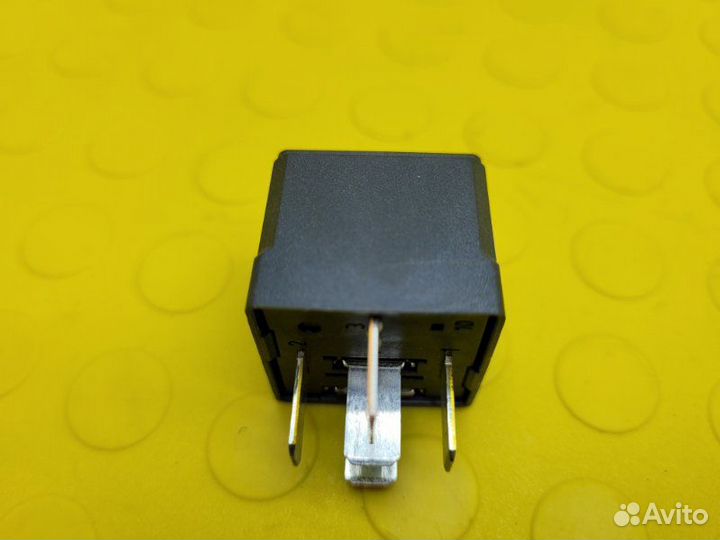 Реле Chevrolet Cruze седан 1.8 Z18XER 2014