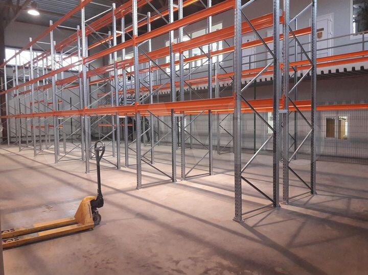 Склад, 396.7 м²