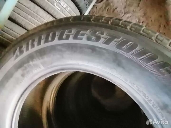 Bridgestone Dueler H/T 285/60 R18