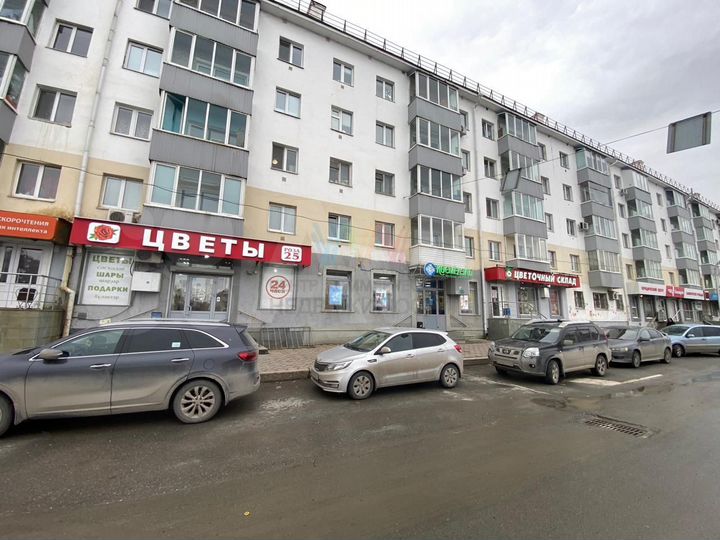 Помещение на красной линии,центральный рынок 90 м2