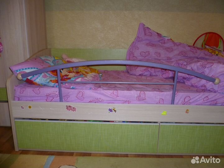 Ограничитель для детской кровати