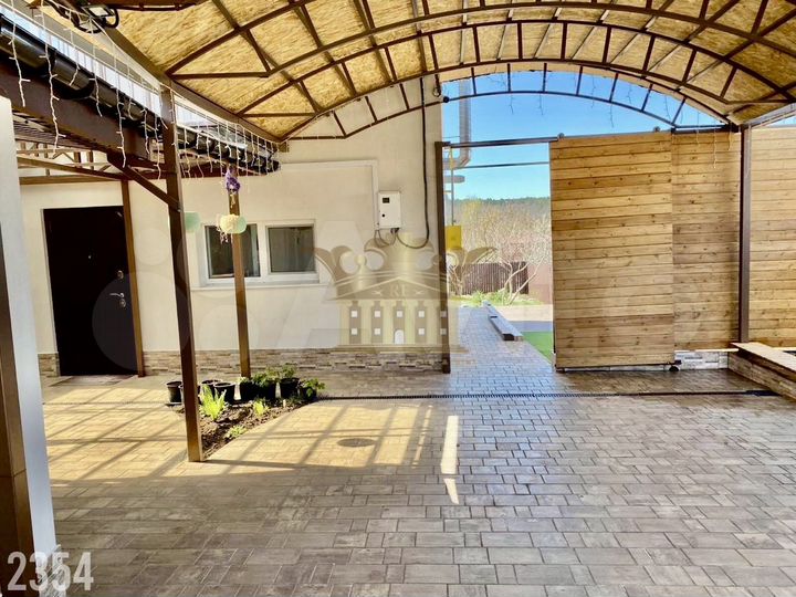 Дом 111,6 м² на участке 4 сот.