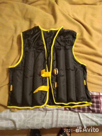 Спортивный жилет с утяжелением