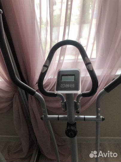 Эллиптический тренажер