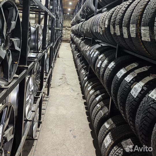 Habilead PracticalMax H/P RS26 245/35 R20 95W