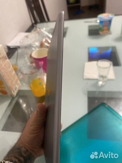 Планшет Apple iPad Air 32Gb Wi-Fi + Cellular