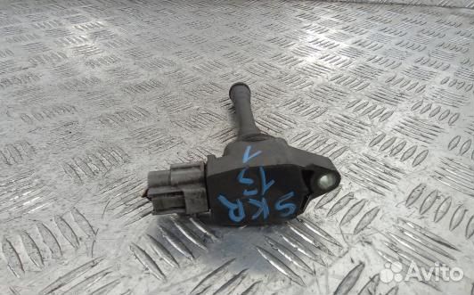 Катушка зажигания бензиновая nissan juke F15 (SKR1