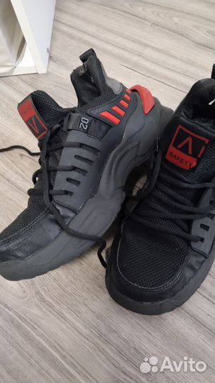 Рабочие кроссовки (42р)