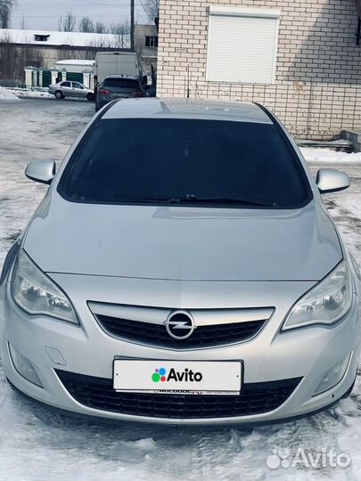 Opel Astra 1.6 МТ, 2011, 179 000 км