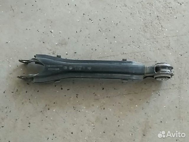 Рычаг задний левый Mercedes W204 C180