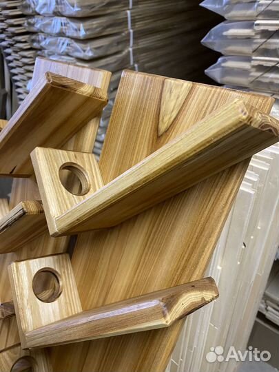 Держатель бутылок настенный