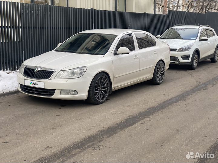 Skoda Octavia 1.8 МТ, 2012, 205 506 км