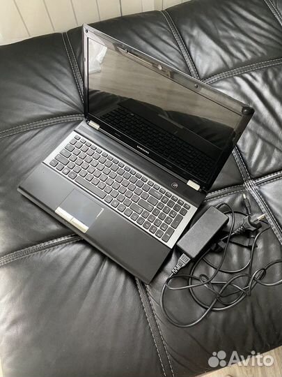 Ноутбук samsung на запчасти