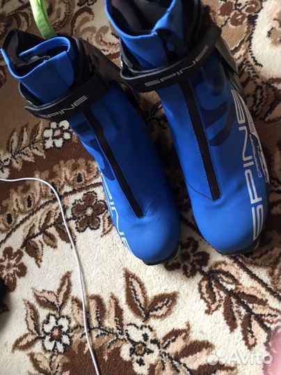 Лыжные ботинки spine