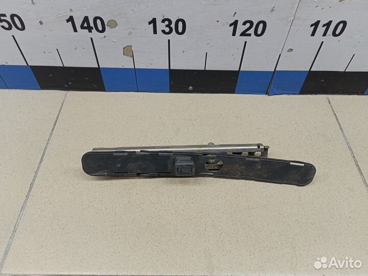 Механизм регулировки ремня безопасности Logan 2005