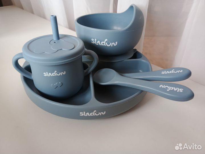 Комплект детской силиконовой посуды на присосках