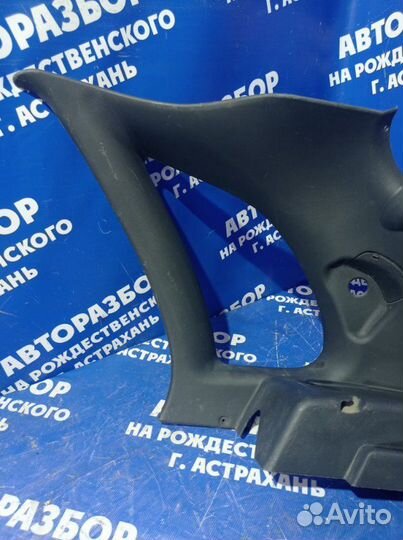 Обшивка задней стойки Ваз Лада Калина универсал