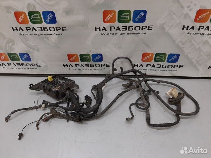 Проводка двигателя Mitsubishi Lancer 9