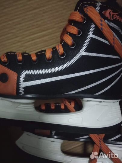 Коньки хоккейные Барс р.37