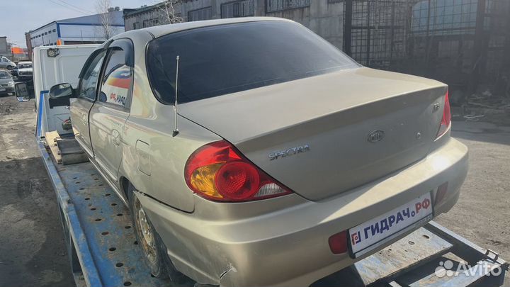 Пол багажника Kia Spectra 0K2N168810