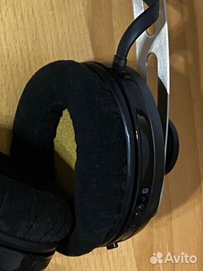 Беспроводные наушники Sennheiser Momentum