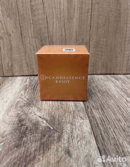 Туалетная вода Incandessence Enjoy avon