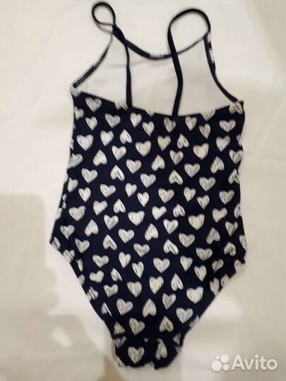 Купальник и сланцы детские