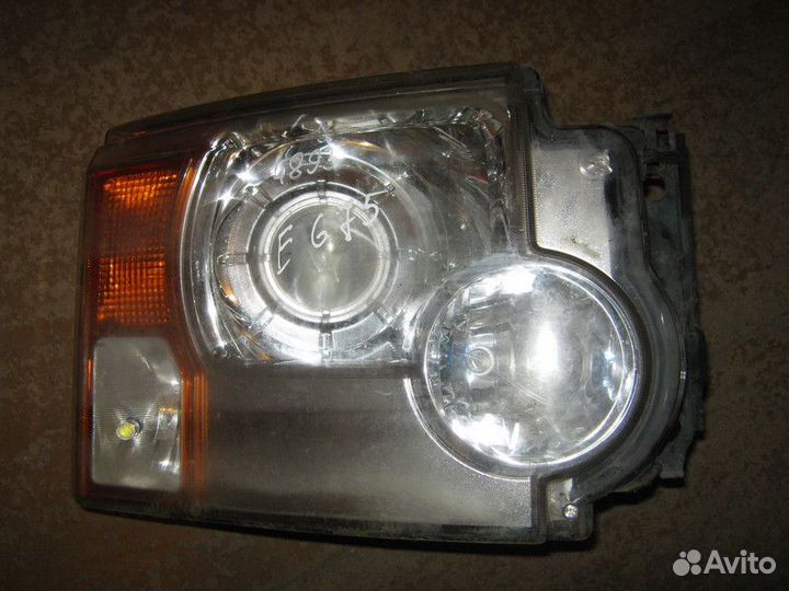 Фара правая Land Rover Discovery 3