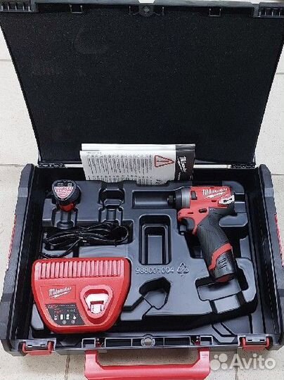 Шуруповерт импакт Milwaukee M 12 Fid (fuel)