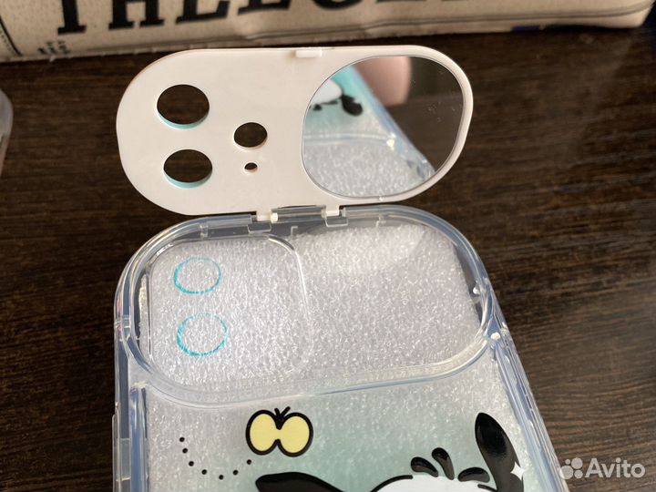 Чехол на 12 iPhone с брелком