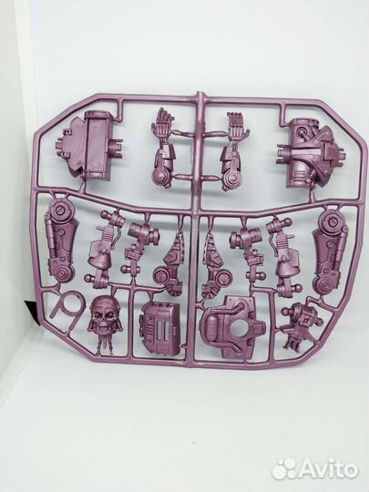 Игрушки пластиковые