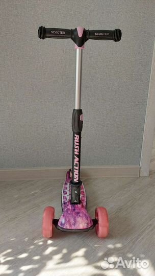 Самокат детский трехколесный