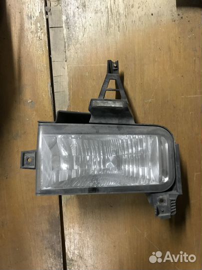 Противотуманка toyota LC200