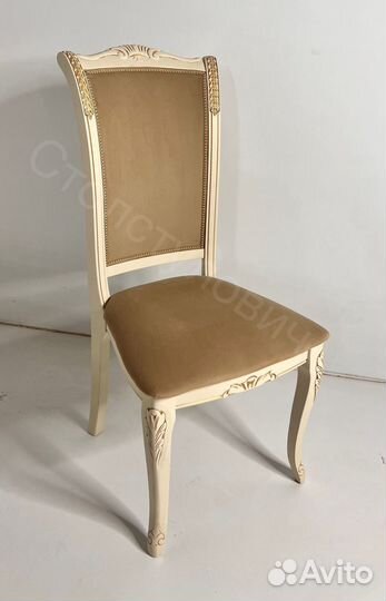 Столы и стулья