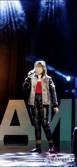 Брюки, пиджак, ботинки