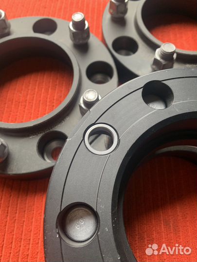 Расширители ступиц 5х150 (30мм)