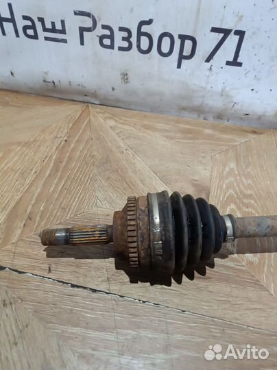Привод передний правый Renault megane 1