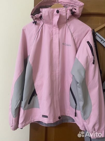 Женский горнолыжный костюм